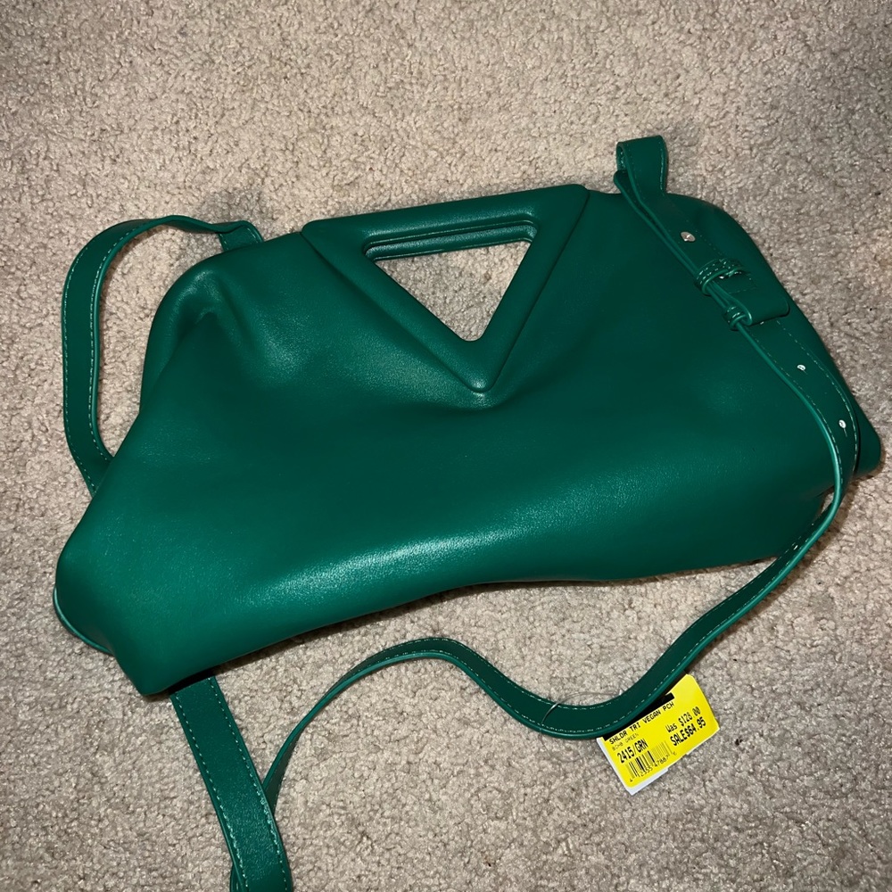 Shoulder Tri Vegan Pouch
